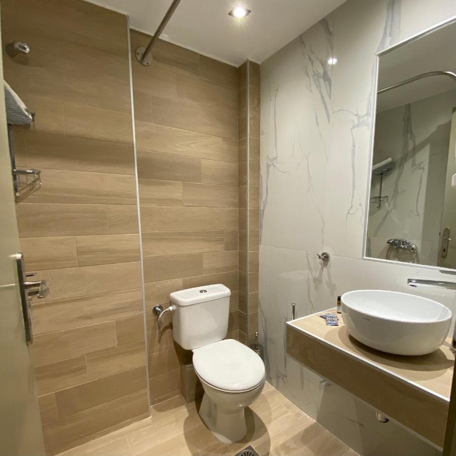 Appartement Pansion Argo à Nea Moudania Extérieur photo